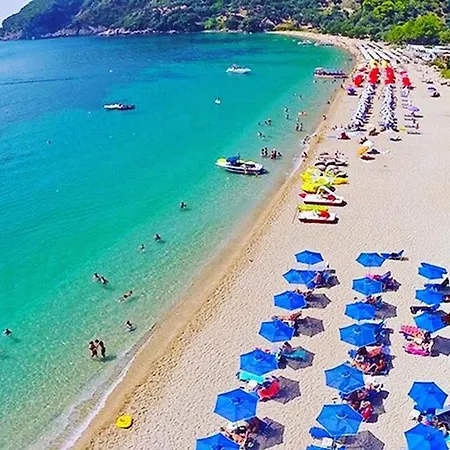 Tsanis Apartment Parga Exterior photo